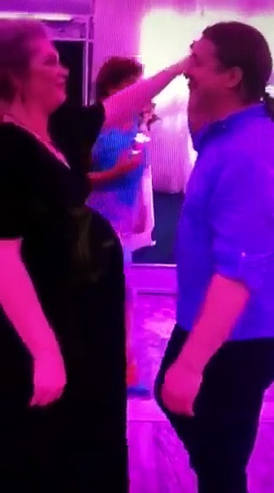 Monika Salihu duke vallëzuar