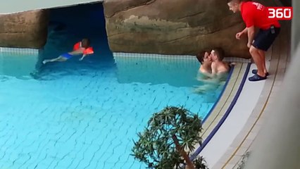 Cifti kryen marredhenie ne pishine pa e 'vrare' mendjen per femijet aty prane (360video)