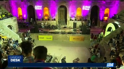 i24NEWS DESK |  Hundreds of vintage cars show off in Paris | Monday, July 31st 2017