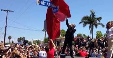 Mark Hamill Uses the Force to Reveal Honorary Street in San Diego