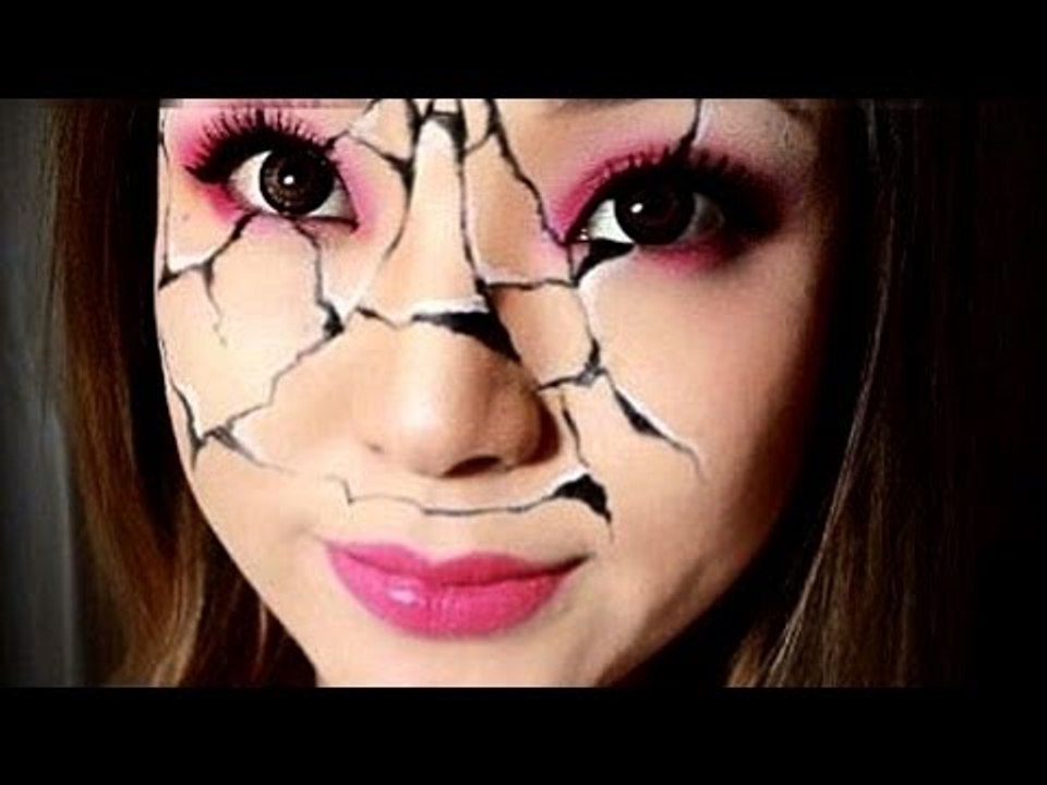 24 Shocking Facts About Makeup