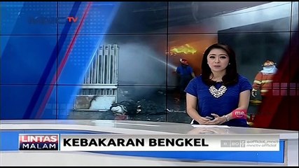 20 Mobil Pemadam Dikerahkan untuk Padamkan Api