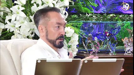 Mutluluk, sonsuz merhametli sonsuz akıl sahibi Allah'a bağlanmakla olur.