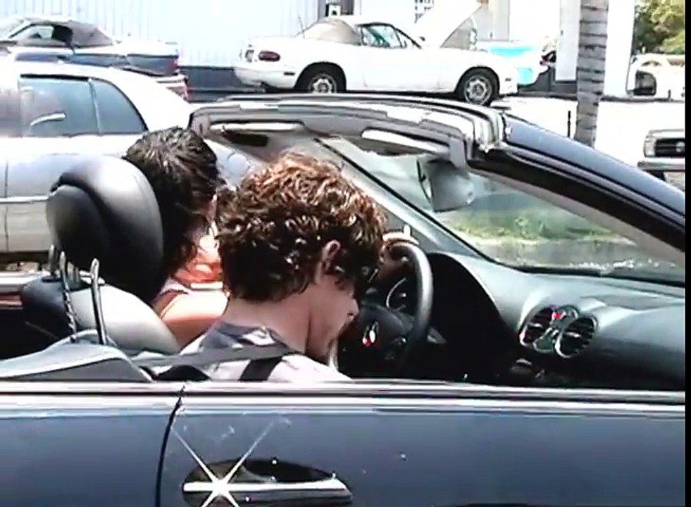 Britney Spears And Rumored Boyfriend, Bodyguard Daimon Shippen Take A Ride With The Top Down [2007]