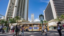 Honolulu Outlaws Texting In Crosswalks