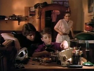 Dracula (1990) 01x06 Black Sheep
