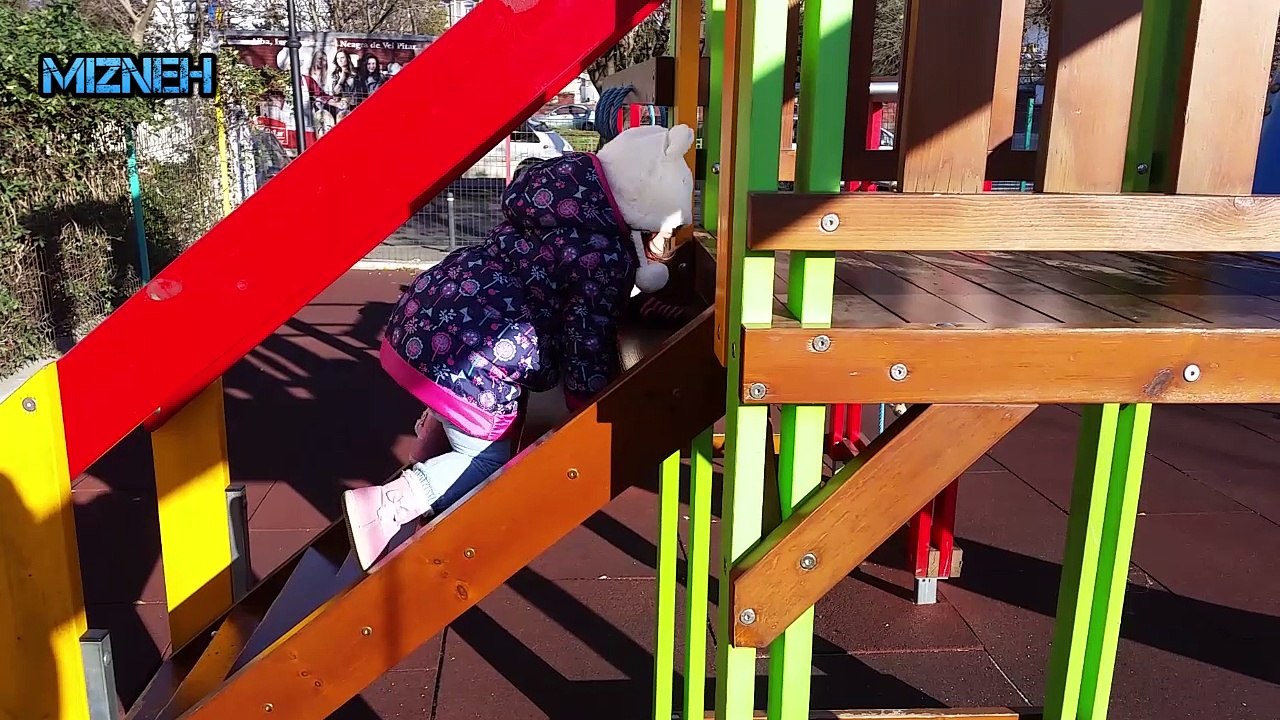 BABY MIZN'S WINDY DAY AT THE PLAYGROUND