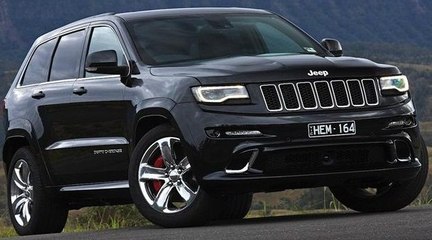 2018 Jeep Compass VS BMW 7 Series