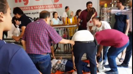 Epilepsi Hastası Kadın Yürüyen Merdivenlerden Düştü