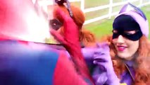 Frozen Elsa & Spiderman SURPRISE EGGS! w/ Joker Maleficent Anna Pink Spidergirl! Superhero