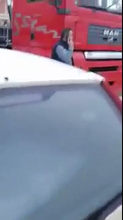 Bombinha no amigo