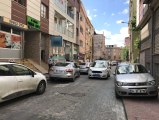 İstanbul'da Güpegündüz Market Soygunu! Kasiyeri Kilitleyip 15 Bin Lirayla Kaçtılar