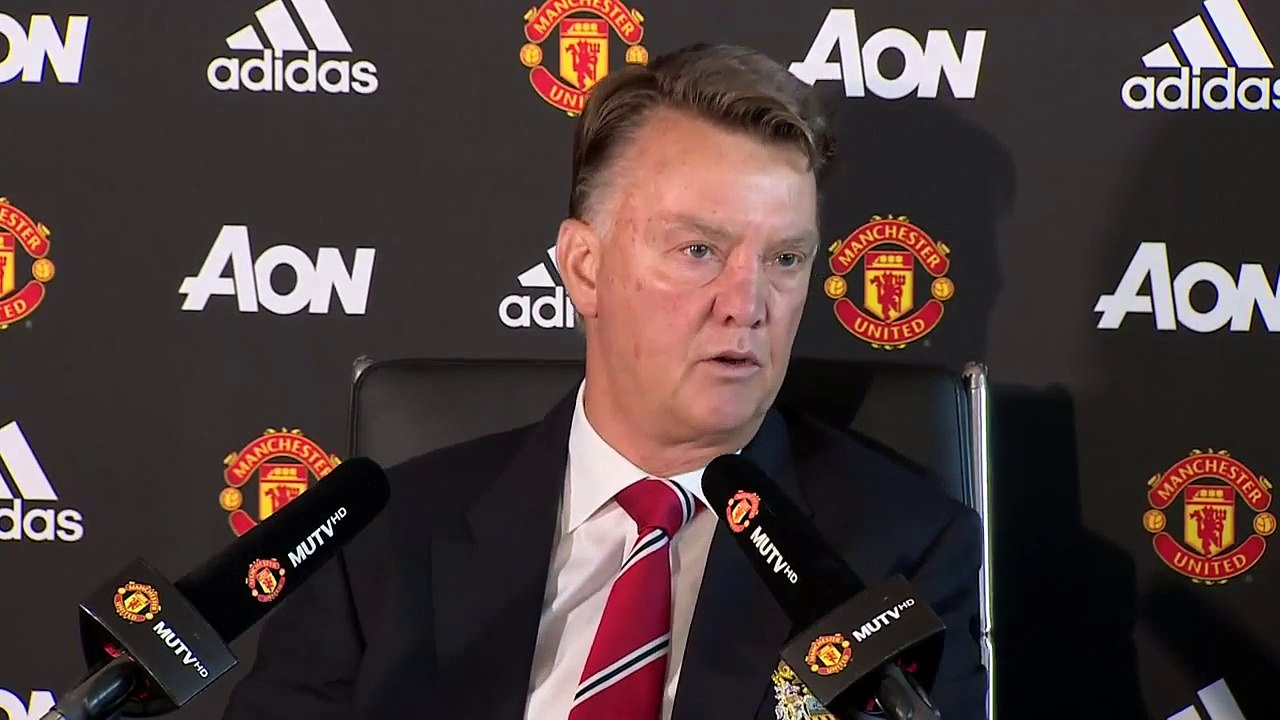 Louis van Gaal talks David de Dea signing rumours