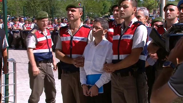 Начался массовый процесс над путчистами