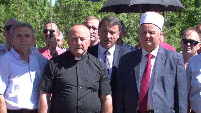 Kujtohen Tomë e Benhard Komani në 20 vjetorin e vrasjes - Lajme