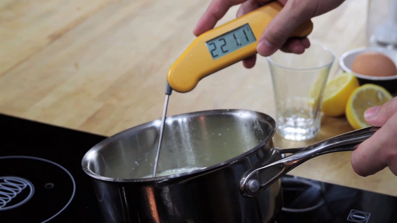 How To Make  Hollandaise