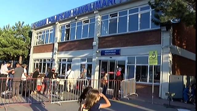 İlk Hac Kafilesi Dualarla Uğurlandı