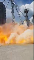Effondrement et embrasement d'un silo à grain dans l'Indiana !