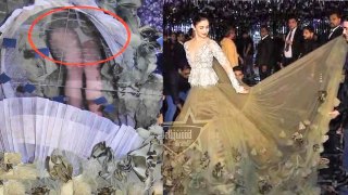 Alia Bhatt Latest Oops Moments At ICW 2017 | Alia Bhatt Wardrobe Malfucntion | Must Watch | Bollywood Grand
