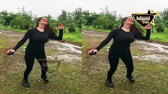 kainaat Arora Hot Tight Dress In Slow Motion Video Clicks | Kainaat Arora Hot Look | Bollywood Grand