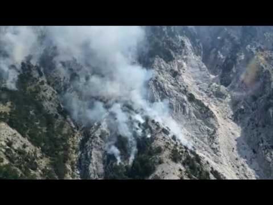 LUFTE ME FLAKET NE PYJE, NE LLOGARA DHE NE MALIN E DAJTIT NDERHYJNE HELIKOPTERET E USHTRISE LAJM