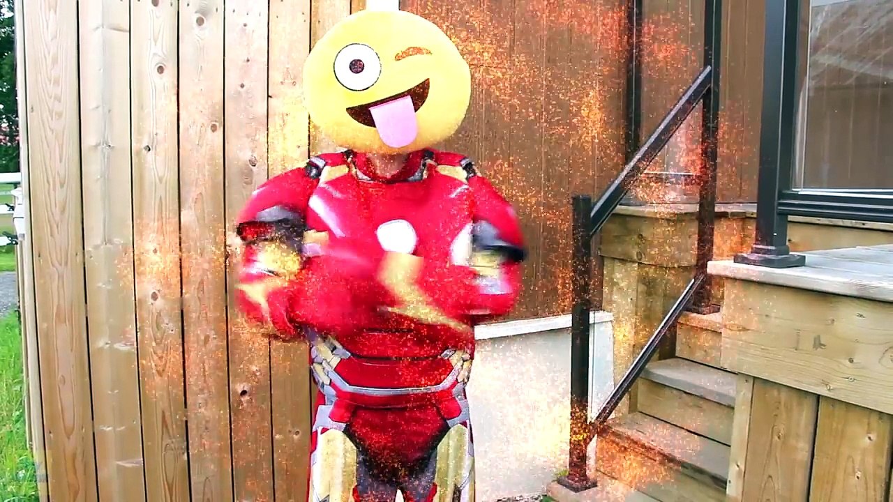 EMOJIS Become SUPERHEROES w_ Frozen Elsa Spiderman Joker Hulk Pretend Play Makeup Challenge Real Lif-5MNxo0UNzxU