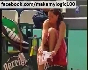 Tennis Player changes her Panties In the Court During game