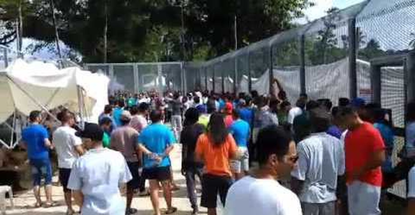Sanitation Services Cut Off Inside Manus Island Compound Set to be Demolished, Refugees Claim