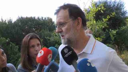 Rajoy dice en Galicia que no descarta reunión de Consejo de Ministros el 16 de agosto por Cataluña