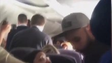 San Francisco: A l’atterrissage, un ado ouvre la porte et saute hors de l’avion