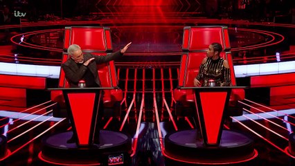 Tom Jones Does the Elvis Dab | The Voice UK 2017