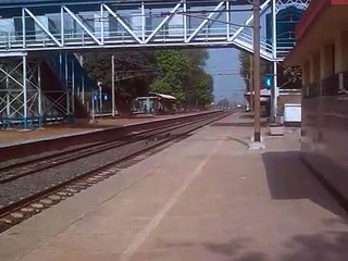 Dhanbad- Howrah Coalfield Express speeding through Galsi Station