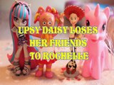 UPSY DAISY LOSES HER FRIENDS TO ROCHELLE GOYLE JESSIE TOY STORY 3 PRINCESS PONY MONSTER HIGH Toys BABY Videos, IN THE NI