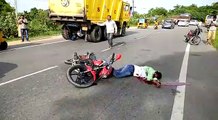 Road accident one person spot dead at warangal