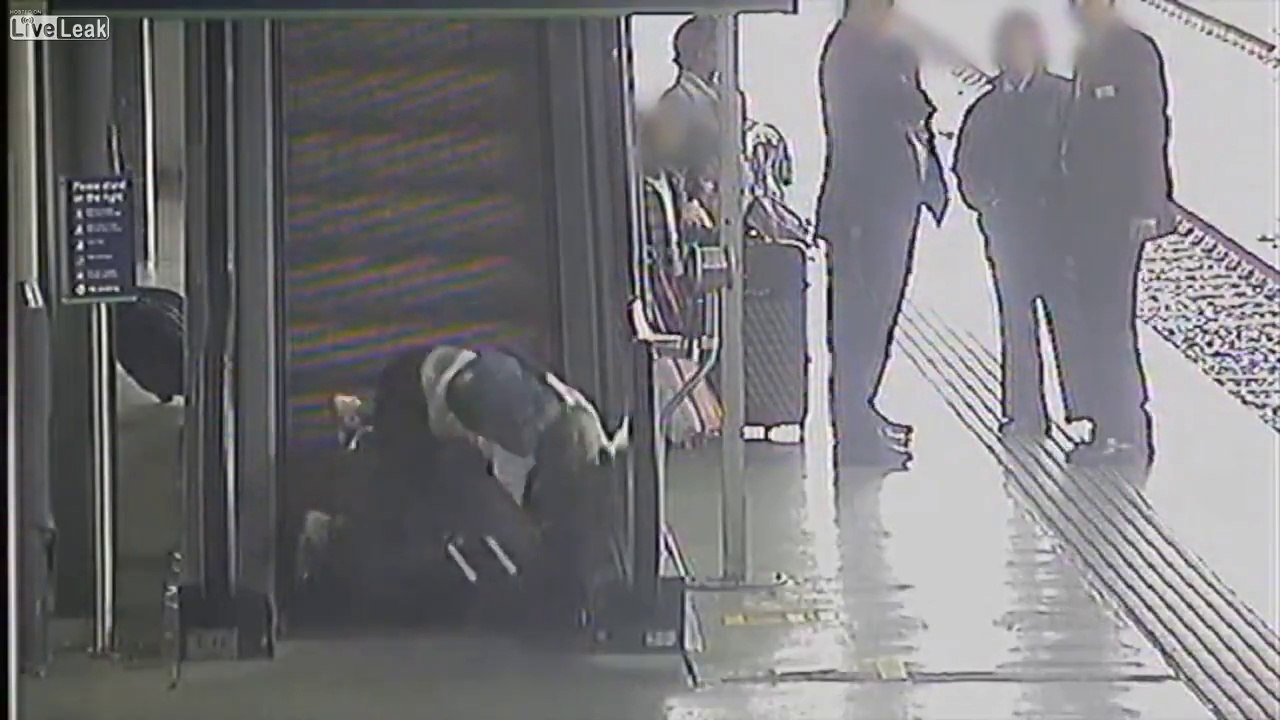 Accidents de valises sur les escalators : problème national en Angleterre !