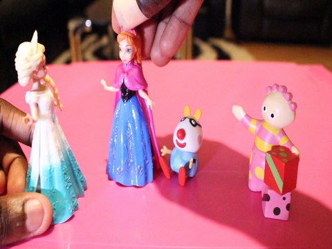 TOMBLIBOO IS QUEEN ELSA'S NEW ADVISOR PRINCESS ANNA PEDRO PEPPIA PIG LAVOONIA UPSY DAISY Toys BABY Videos, IN THE NIGHT GARDEN , FROZEN DISNEY , PIXAR, THE GLIMMIES
