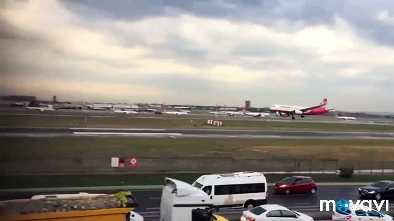 Александ Акопов посадил самолет в Турции во время грозы