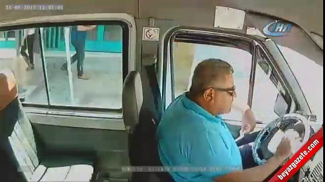 Durak harici indirmedi, yumruk yedi, kaza yaptı