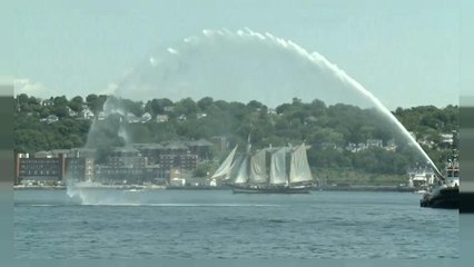 Κανάδας: ναυτική παρέλαση μεγάλων σε ύψος σκαφών