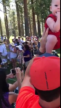 Justin Timberlake rejoue la scène du Roi Lion lors d'une partie de Golf