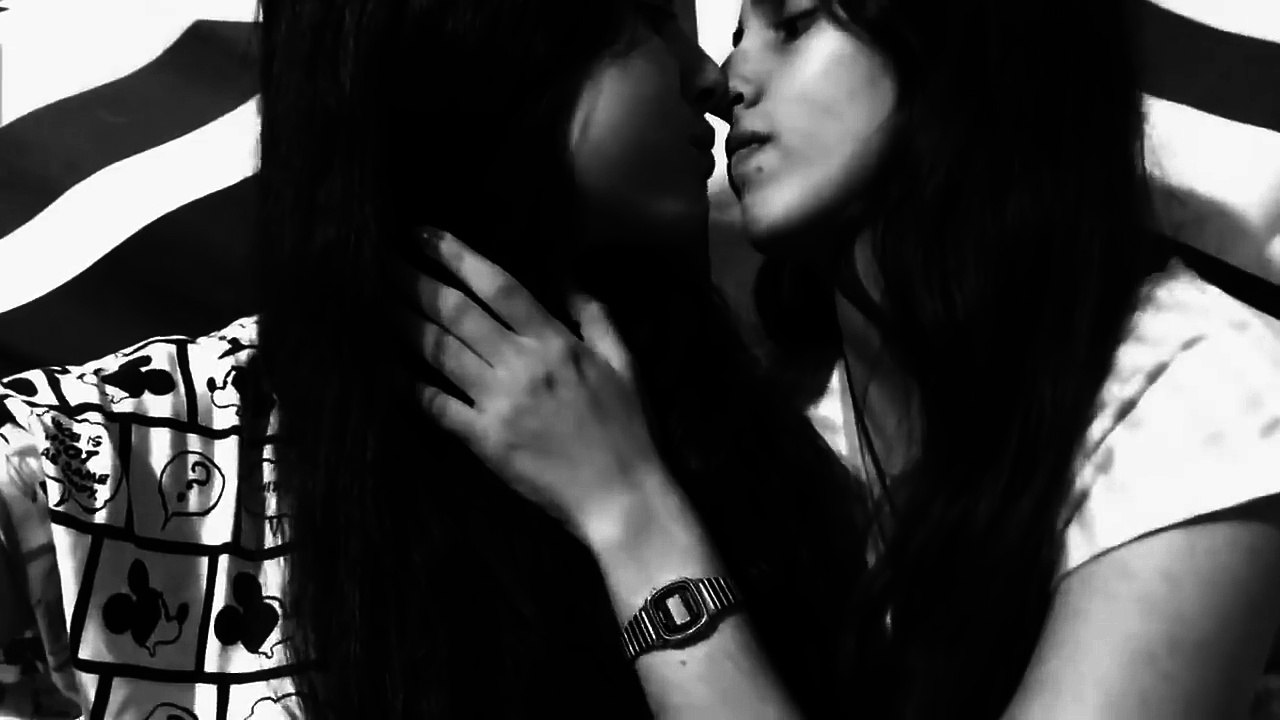 PILLOWTALK Carol&Irene (cute lesbian couple)