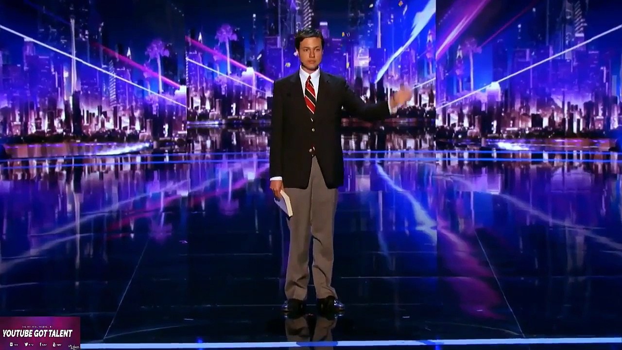 Magician & Illusionist Blows The judges Mind On America's Got Talent 2017