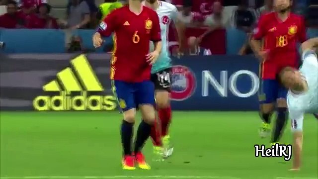 Andres Iniesta ● Craziest Ilusionista Dribbling Skills Ever