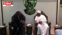 سامح شكرى يصل الخرطوم ووزير خارجية السودان على رأس مستقبليه
