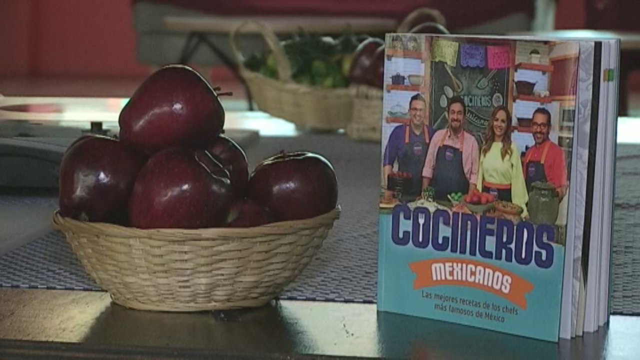 La receta del éxito de tres chefs mexicanos, ahora en tus manos.-