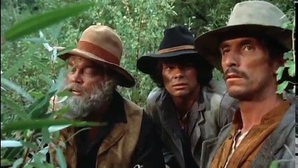 Kung Fu: Caine Fights Using Pressure Points