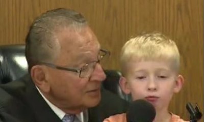 Lebih Jujur, Hakim Frank Caprio Libatkan Anak dalam Putusan