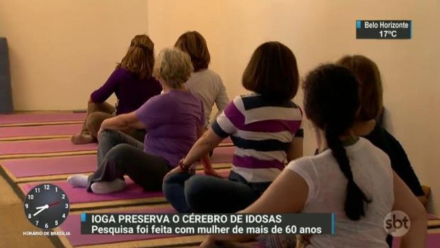 Praticar ioga ajuda a preservar o cérebro de mulheres idosas