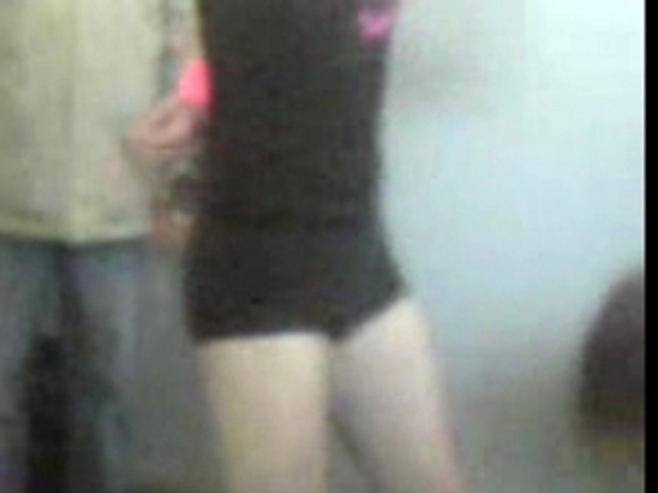 sisi tu dechire mathieu petite video pri a mon insuee lol