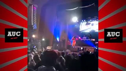 Ashanti Performs With Her Booty Out At Chicago Concert